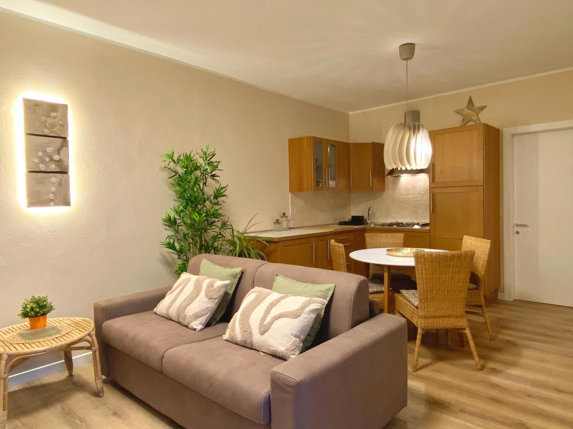 Casa Cinzia Apartment Gravedona Ngoại thất bức ảnh